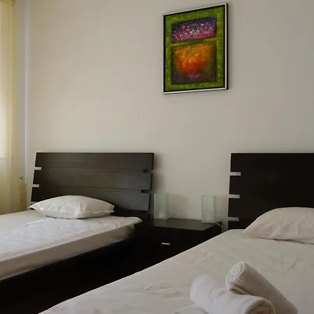 хилс - Hills Apartment Kavarna