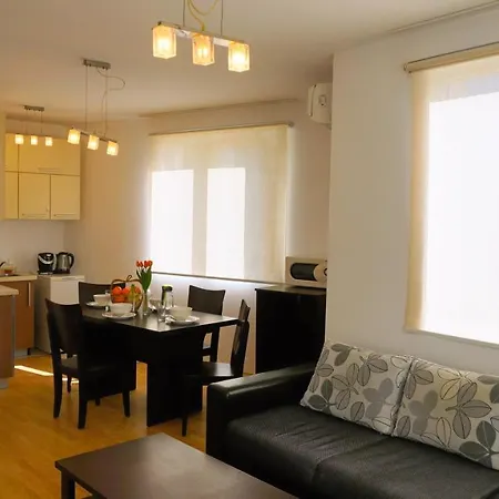 хилс - Hills Apartment *