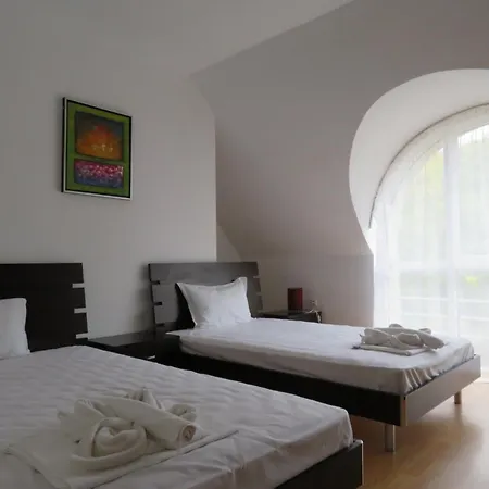 хилс - Hills Kavarna