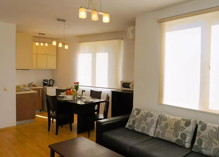 хилс - Hills Daire *