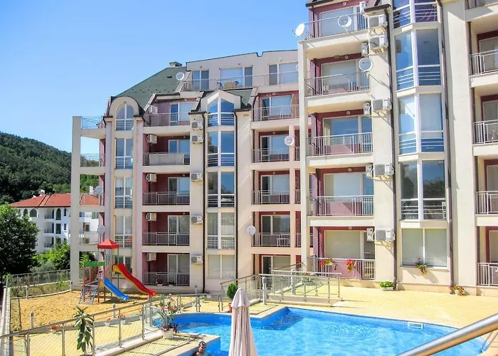 Daire хилс - Hills